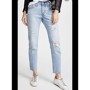 Levi’s 501 Tapered Jean